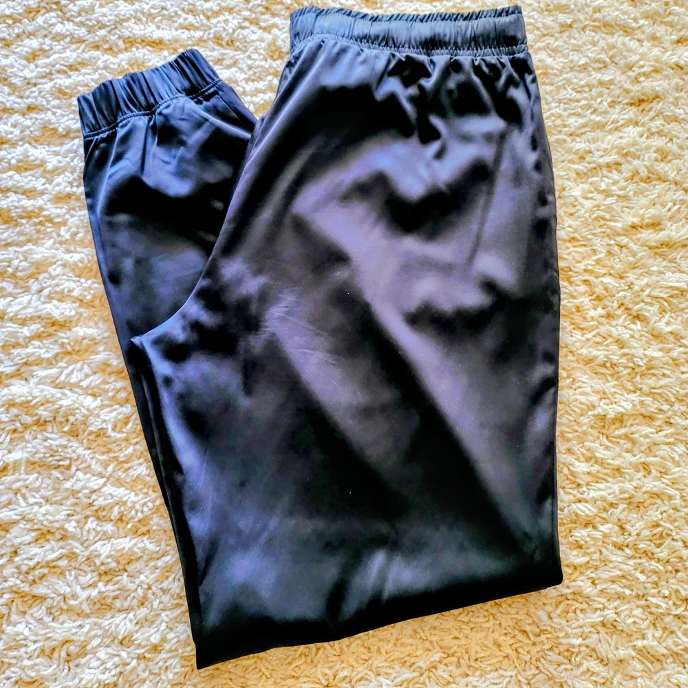 Lilly Pulitzer Black Onyx Silk Joggers